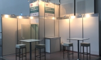 Systemstand mit Digitaldrucken. 